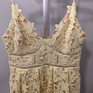 Marigold midi-dress, lace Guess dress, size 2